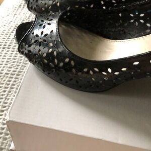 Elegant Black Women's Shoes